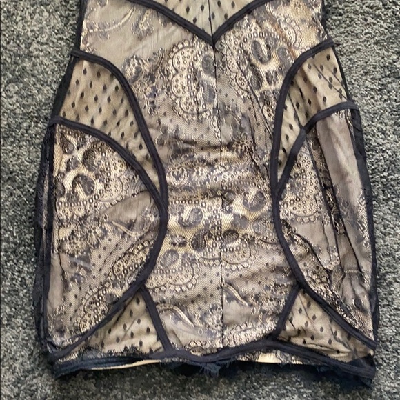 Bebe Lace Dress - Picture 5 of 8